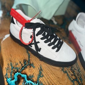 OFF-White Vulcanized Suede Sneakers Size 39 NWT Authentic